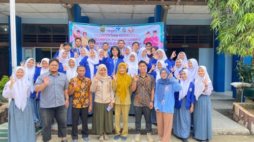 Promosi dan Sosialisasi Kelompok PIK-R SMA Negeri 8 Samarinda