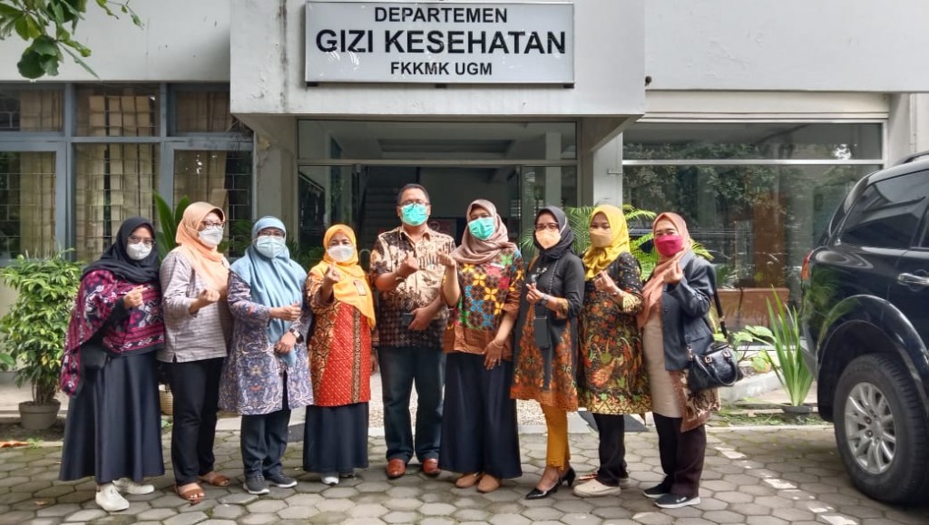 Kunjungan Kerja DPPKB Samarinda ke Universitas Gadjah Mada Yogyakarta
